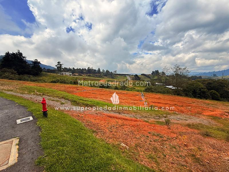 Lote en Venta, Loma Del Escobero, Envigado - Vista 3