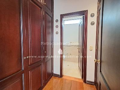 Casa de 4 alcobas en venta en Santa Ana Oriental, Bogotá, 620 m² · foto 19 de 20