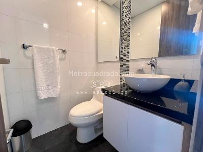 Apartamento de 3 alcobas en arriendo en Loma De Los Parra, Medellín, 130 m² · foto 12 de 20