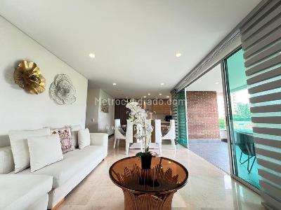 Apartamento de 3 alcobas en arriendo en Loma De Los Parra, Medellín, 130 m² · foto 14 de 20