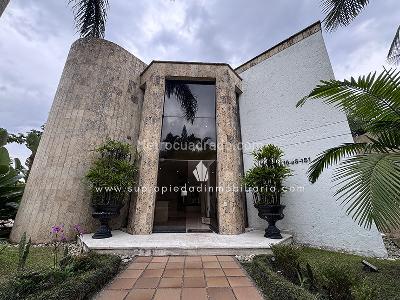 Casa de 3 alcobas en venta en San Lucas, Medellín, 640 m² · foto 2 de 20