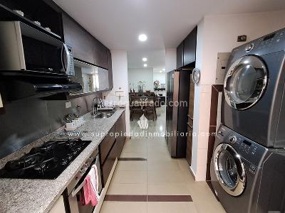 Apartamento de 3 alcobas en venta en Conquistadores, Medellín, 137 m² · foto 5 de 20