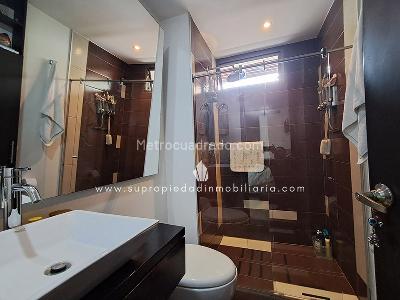 Apartamento de 3 alcobas en venta en Conquistadores, Medellín, 137 m² · foto 9 de 20