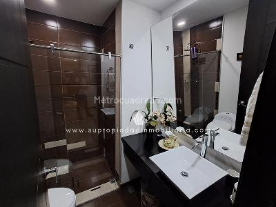 Apartamento de 3 alcobas en venta en Conquistadores, Medellín, 137 m² · foto 12 de 20