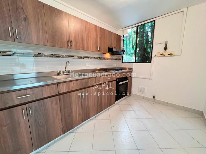 Apartamento en Arriendo, Loma De Las Brujas, Envigado