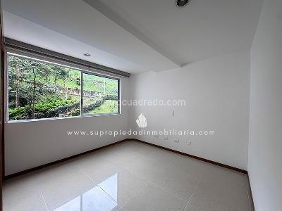 Apartamento de 3 alcobas en venta en Las Lomitas, Sabaneta, 111 m² · foto 6 de 19