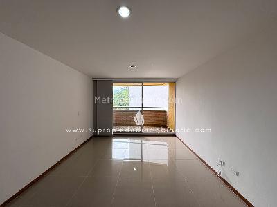 Apartamento de 3 alcobas en venta en Las Lomitas, Sabaneta, 111 m² · foto 10 de 19