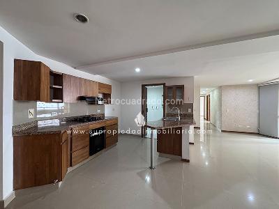 Apartamento de 3 alcobas en venta en Las Lomitas, Sabaneta, 111 m² · foto 16 de 19