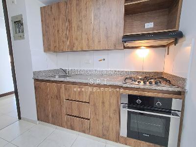 Apartamento de 3 alcobas en arriendo en Zuñiga, Envigado, 113 m² · foto 3 de 20
