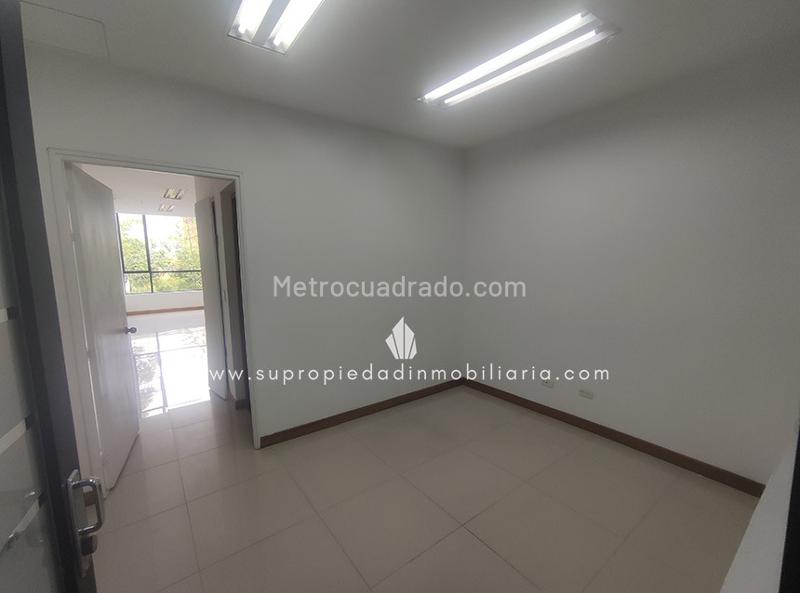 Local Comercial en Arriendo, Milla De Oro, Medellín - Vista 4