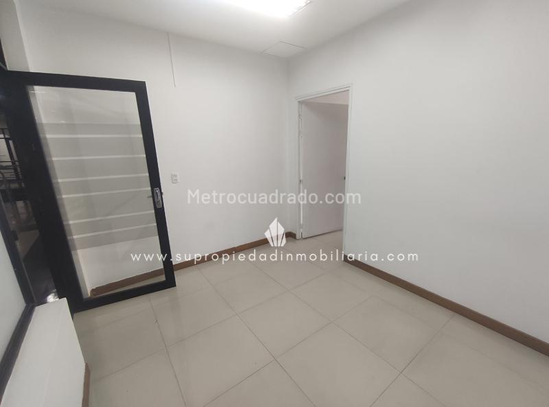 Local Comercial en Arriendo, Milla De Oro, Medellín - Vista 5