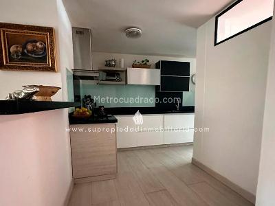 Casa de 3 alcobas en venta en El Chocho, Envigado, 240 m² · foto 9 de 13