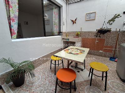 Casa de 3 alcobas en venta en San Joaquin, Medellín, 75 m² · foto 3 de 11