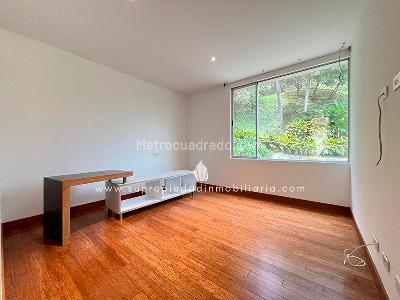 Casa de 3 alcobas en arriendo en Las Callejas El Encuentro, Envigado, 400 m² · foto 14 de 20