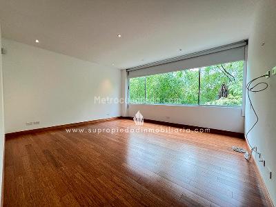 Casa de 3 alcobas en arriendo en Las Callejas El Encuentro, Envigado, 400 m² · foto 20 de 20
