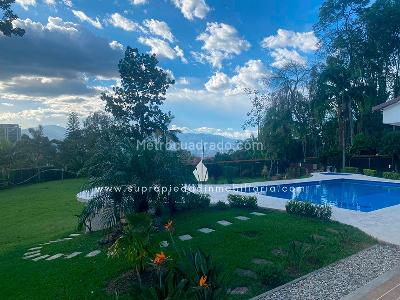 Casa de 5 alcobas en venta en Loma Del Escobero, Envigado, 490 m² · foto 11 de 19