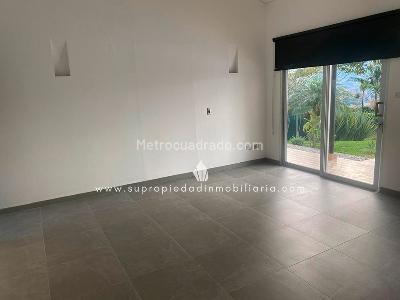 Casa de 5 alcobas en venta en Loma Del Escobero, Envigado, 490 m² · foto 14 de 19