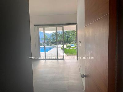 Casa de 5 alcobas en venta en Loma Del Escobero, Envigado, 490 m² · foto 17 de 19