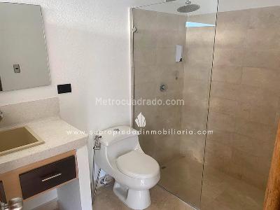 Casa de 5 alcobas en venta en Loma Del Escobero, Envigado, 490 m² · foto 19 de 19