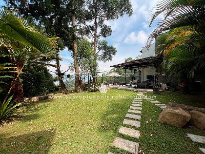 Casa de 3 alcobas en venta en Las Palmas, Medellín, 412 m² · foto 13 de 20