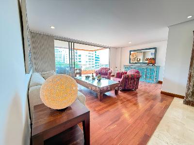 Apartamento de 3 alcobas en venta en La Tomatera, Medellín, 170 m² · foto 2 de 20