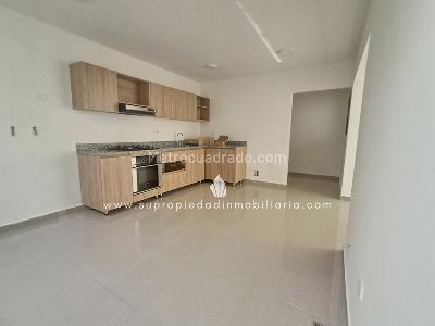 Casa en Arriendo, Florida Nueva, Medellín