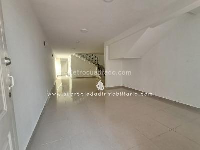 Casa de 5 alcobas en arriendo en Florida Nueva, Medellín, 200 m² · foto 3 de 20