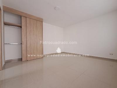 Casa de 5 alcobas en arriendo en Florida Nueva, Medellín, 200 m² · foto 8 de 20