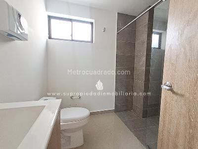 Casa de 5 alcobas en arriendo en Florida Nueva, Medellín, 200 m² · foto 11 de 20