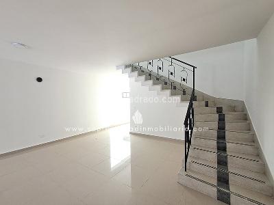 Casa de 5 alcobas en arriendo en Florida Nueva, Medellín, 200 m² · foto 13 de 20