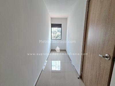Casa de 5 alcobas en arriendo en Florida Nueva, Medellín, 200 m² · foto 14 de 20