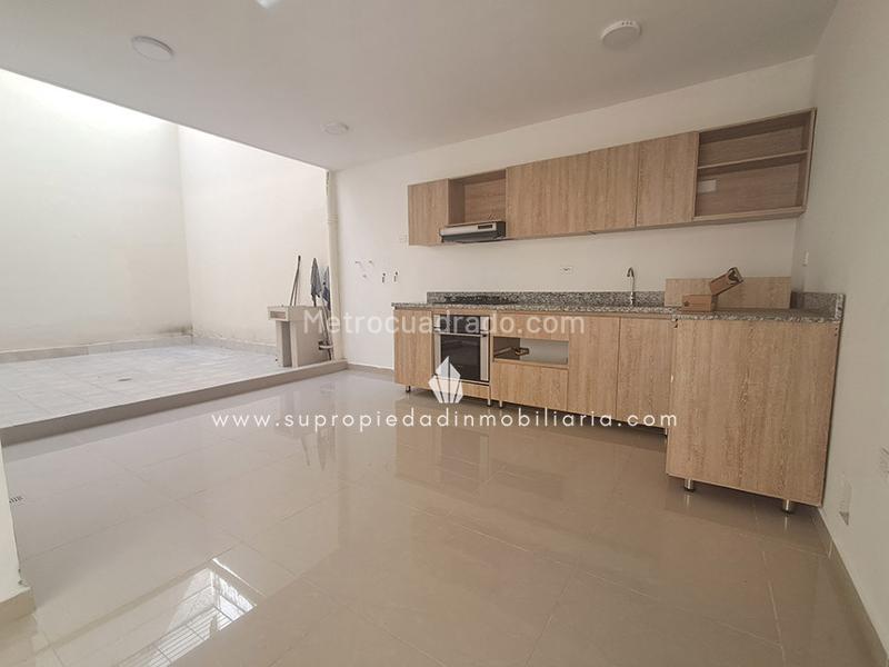 Commercial 5BR House for Rent in Florida Nueva (200m²) - 2