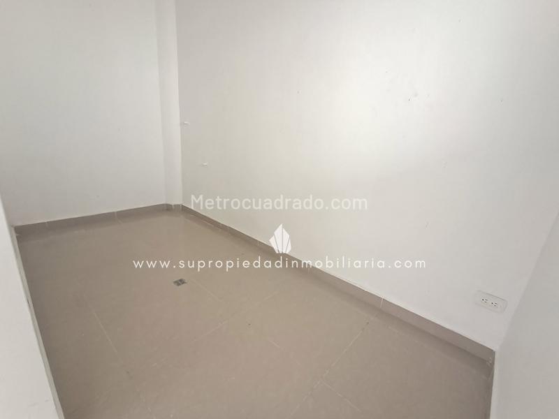 Commercial 5BR House for Rent in Florida Nueva (200m²) - 7