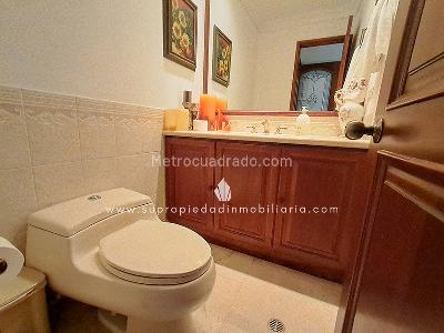 Casa de 4 alcobas en arriendo en La Concha, Medellín, 460 m² · foto 9 de 20