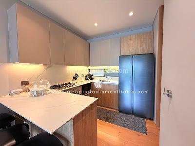 Apartamento de 2 alcobas en venta en Castropol, Medellín, 122 m² · foto 2 de 19