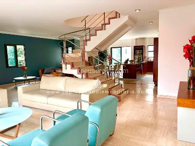 Apartamento de 3 alcobas en venta en La Tomatera, Medellín, 295 m² · foto 2 de 20