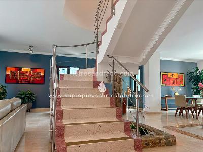 Apartamento de 3 alcobas en venta en La Tomatera, Medellín, 295 m² · foto 14 de 20
