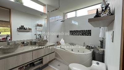 Casa de 3 alcobas en venta en Alto De Palmas, Envigado, 259 m² · foto 16 de 20