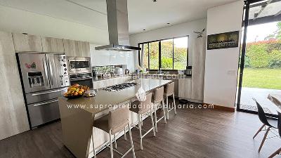 Casa de 3 alcobas en venta en Alto De Palmas, Envigado, 436 m² · foto 3 de 20