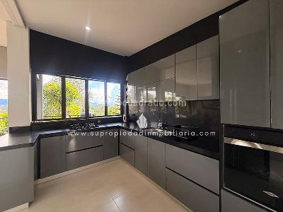 Casa de 3 alcobas en venta en Rionegro, Rionegro, 200 m² · foto 5 de 20