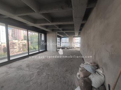 Local Comercial en Arriendo, Milla De Oro, Medellín