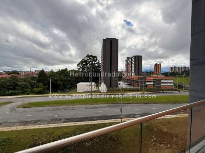 Apartamento de 3 alcobas en venta en San Antonio, Rionegro, 69 m² · foto 6 de 20