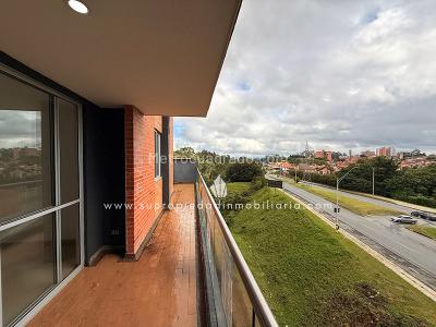 Apartamento de 3 alcobas en venta en San Antonio, Rionegro, 69 m² · foto 7 de 20