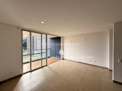 Apartamento de 3 alcobas en venta en San Antonio, Rionegro, 69 m² · foto 10 de 20
