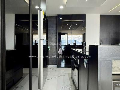 Apartamento en venta en Loma Del Escobero, Envigado · foto 6 de 11
