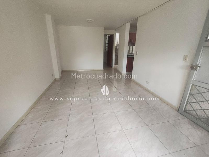 Commercial 4BR House with Terrace in Prado Centro - 2