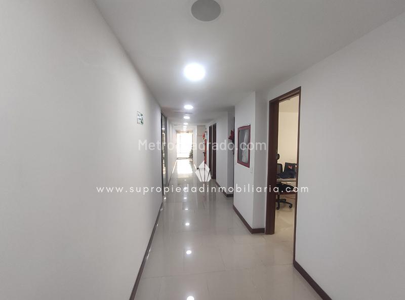 Oficina en Arriendo, El Poblado, Medellín - Más