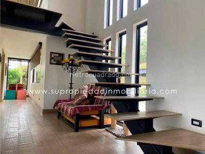Casa de 3 alcobas en venta en Loma Del Escobero, Envigado, 350 m² · foto 6 de 20