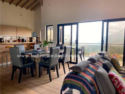 Casa de 3 alcobas en venta en Loma Del Escobero, Envigado, 350 m² · foto 13 de 20