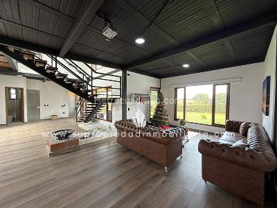 Casa de 4 alcobas en venta en Santa Elena, Medellín, 350 m² · foto 5 de 20